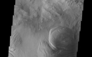 <h1>PIA10251:  Ophir Chasma</h1><div class="PIA10251" lang="en" style="width:570px;text-align:left;margin:auto;background-color:#000;padding:10px;max-height:150px;overflow:auto;"><p><a href="/figures/PIA10251_fig1.jpg"></a><br><b>Context image for PIA10251<br />Ophir Chasma</b></p><p>This region of Ophir Chasma contains old landslide deposits and layered deposits. Wind and perhaps water have sculpted the layered deposits.<p>Image information: VIS instrument. Latitude -3.6N, Longitude 287.5E. 18 meter/pixel resolution.</p><p>Please see the <a href="http://themis.asu.edu/terms" target="_blank">THEMIS Data Citation Note</a> for details on crediting THEMIS images.</p><p>Note: this THEMIS visual image has not been radiometrically nor geometrically calibrated for this preliminary release. An empirical correction has been performed to remove instrumental effects. A linear shift has been applied in the cross-track and down-track direction to approximate spacecraft and planetary motion. Fully calibrated and geometrically projected images will be released through the Planetary Data System in accordance with Project policies at a later time.</p><p>NASA's Jet Propulsion Laboratory manages the 2001 Mars Odyssey mission for NASA's Office of Space Science, Washington, D.C. The Thermal Emission Imaging System (THEMIS) was developed by Arizona State University, Tempe, in collaboration with Raytheon Santa Barbara Remote Sensing. The THEMIS investigation is led by Dr. Philip Christensen at Arizona State University. Lockheed Martin Astronautics, Denver, is the prime contractor for the Odyssey project, and developed and built the orbiter. Mission operations are conducted jointly from Lockheed Martin and from JPL, a division of the California Institute of Technology in Pasadena.</p><br /><br /><a href="http://photojournal.jpl.nasa.gov/catalog/PIA10251" onclick="window.open(this.href); return false;" title="Voir l'image 	 PIA10251:  Ophir Chasma	  sur le site de la NASA">Voir l'image 	 PIA10251:  Ophir Chasma	  sur le site de la NASA.</a></div>